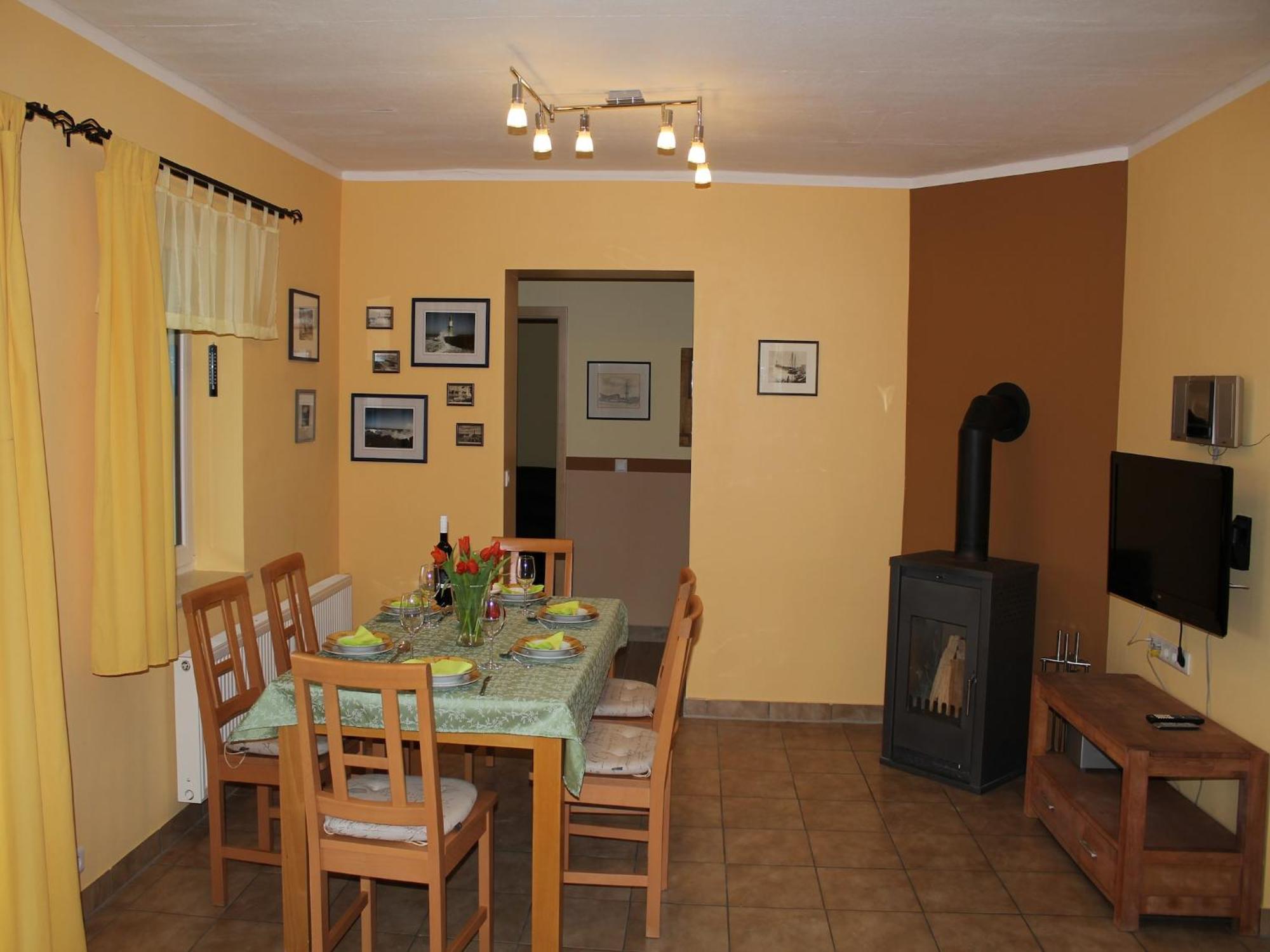 Child Friendly Bungalow In B Rgerende Rethwisch Бёргеренде-Ретвиш Экстерьер фото